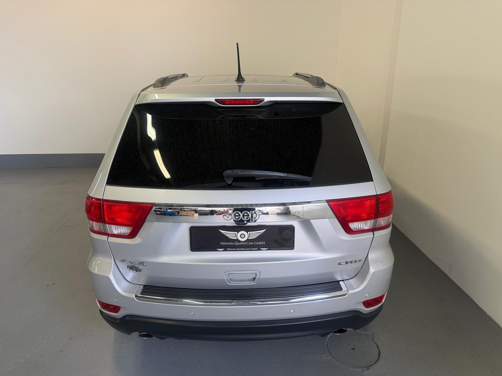 JEEP Grand Cherokee 3.0 CRD Overland Automatic-image-10
