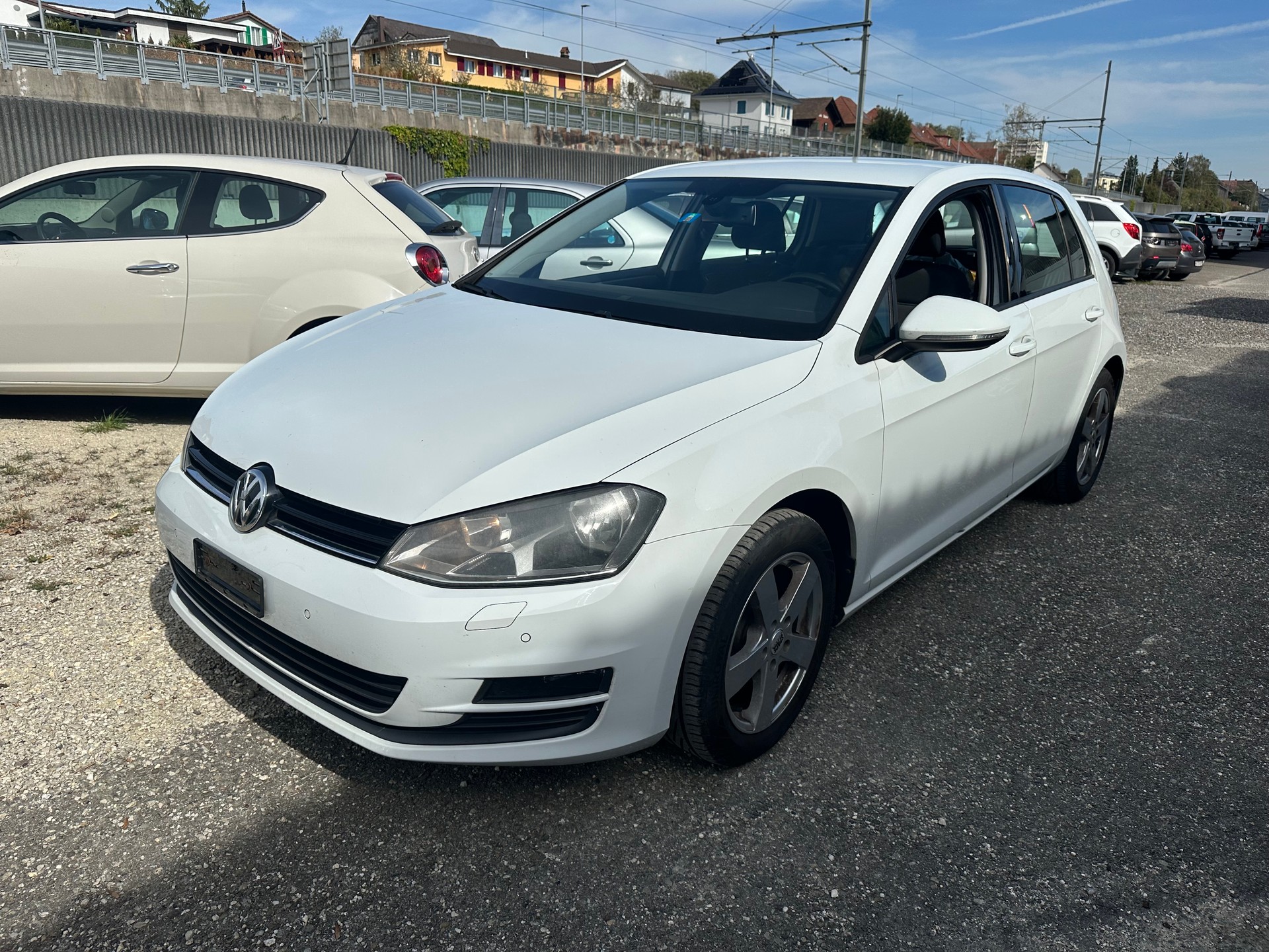 VW Golf 1.2 TSI Trendline-image-0