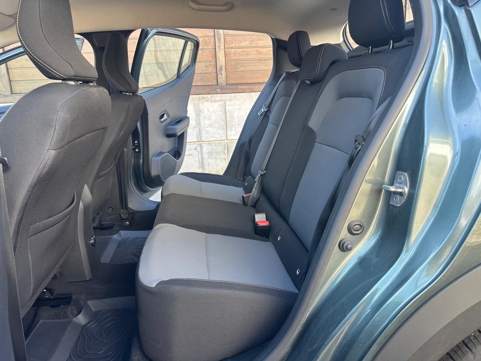 DACIA Sandero Stepway TCe 90 Extreme+ CVT-image-9