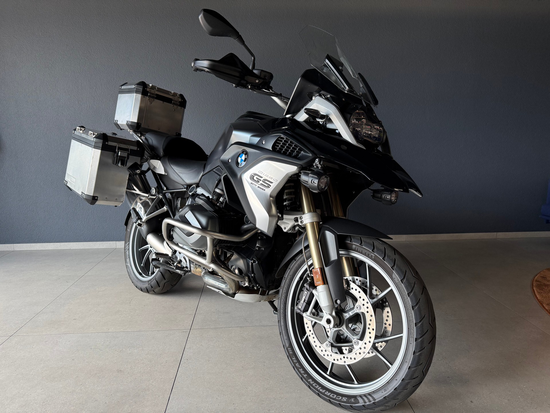 BMW R 1250 GS-showroom-element-3
