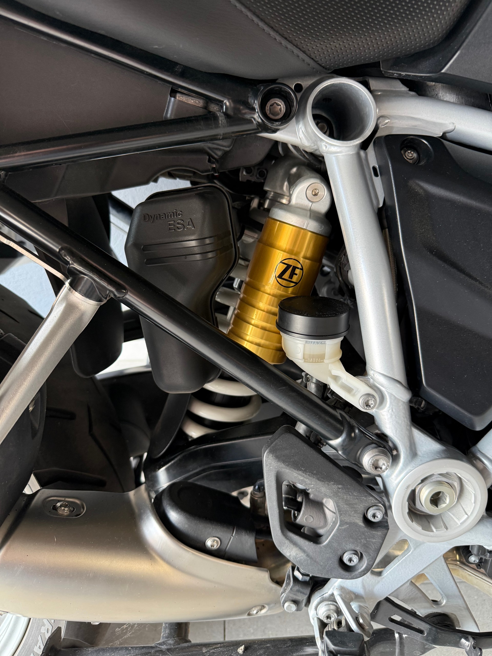 BMW R 1250 GS-image-9
