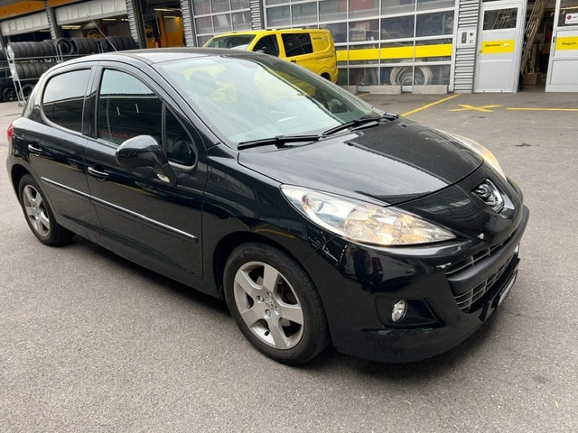 PEUGEOT 207 1.6 HDI Sport-image-2