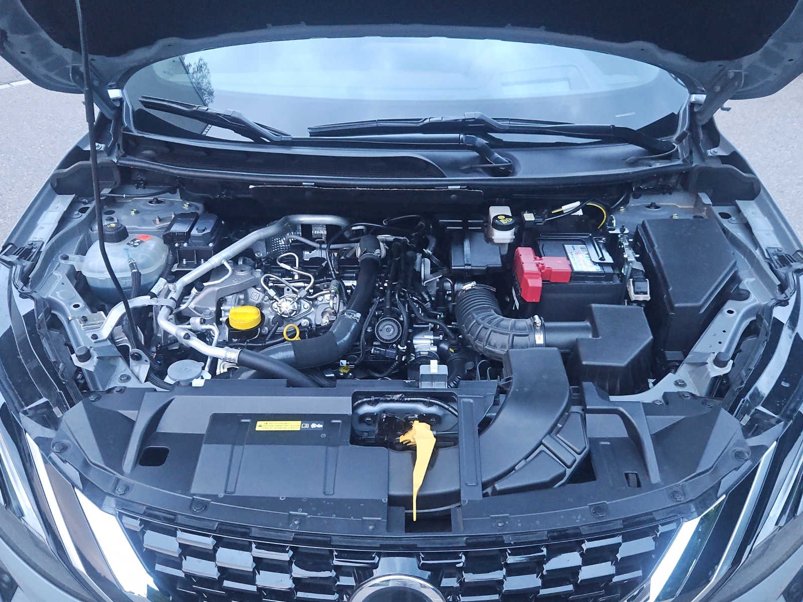 NISSAN Qashqai 1.3 DIG-T Tekna+ 4x4-image-15