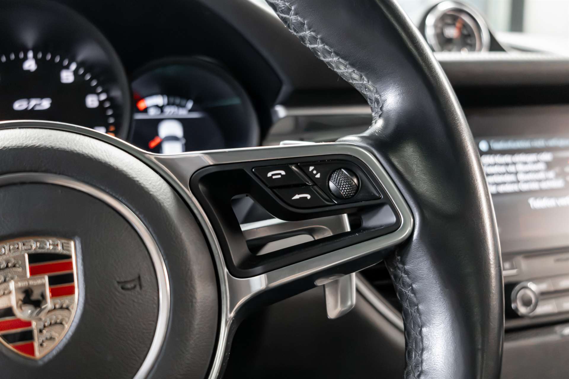 PORSCHE Macan GTS PDK-image-11