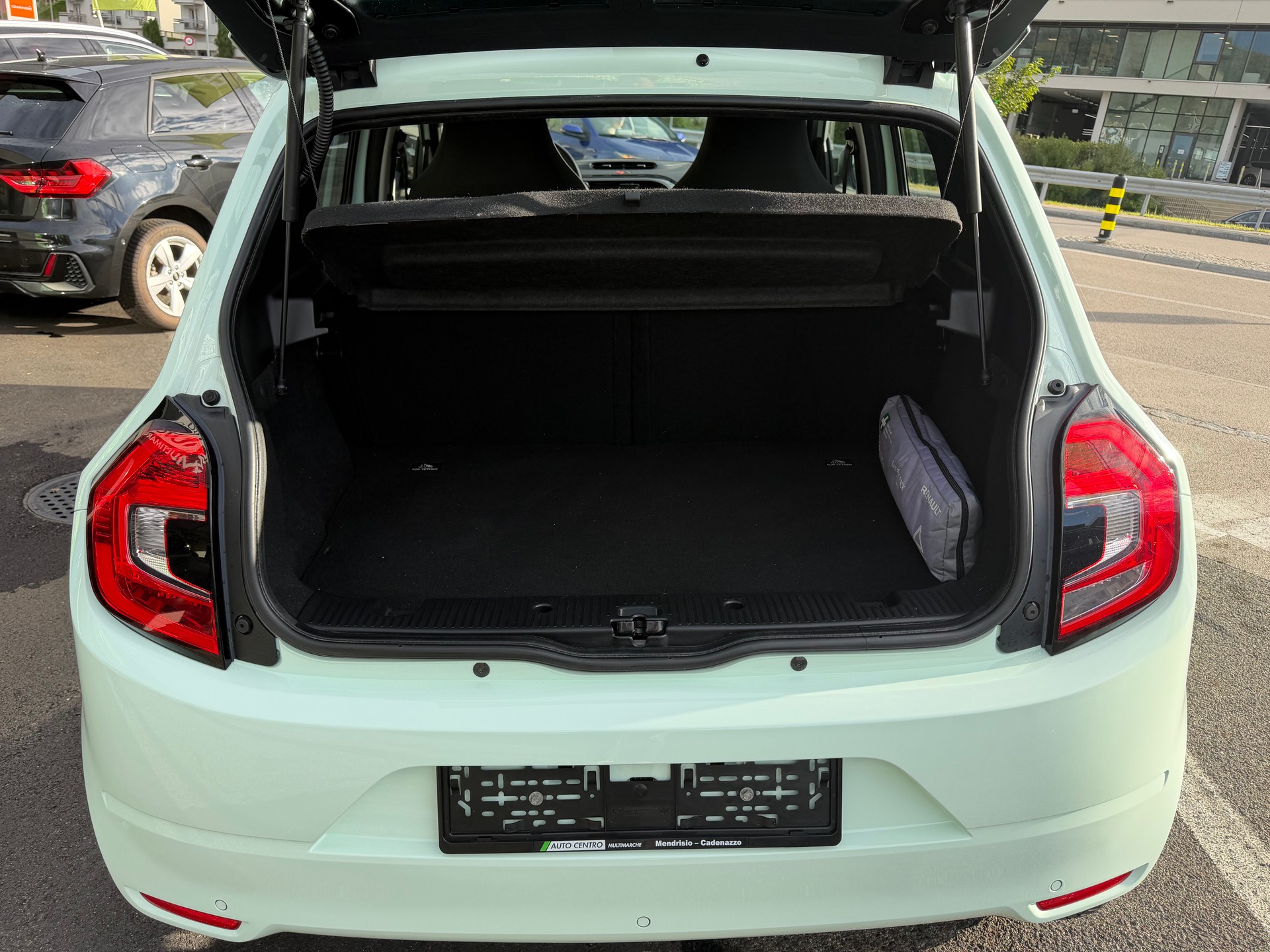 RENAULT Twingo SCe 75 Zen-image-9