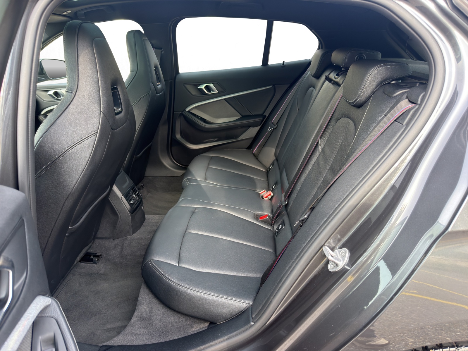 BMW M135i xDrive Steptronic-image-16
