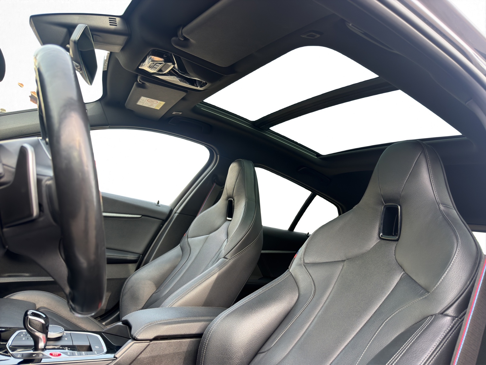 BMW M135i xDrive Steptronic-image-9