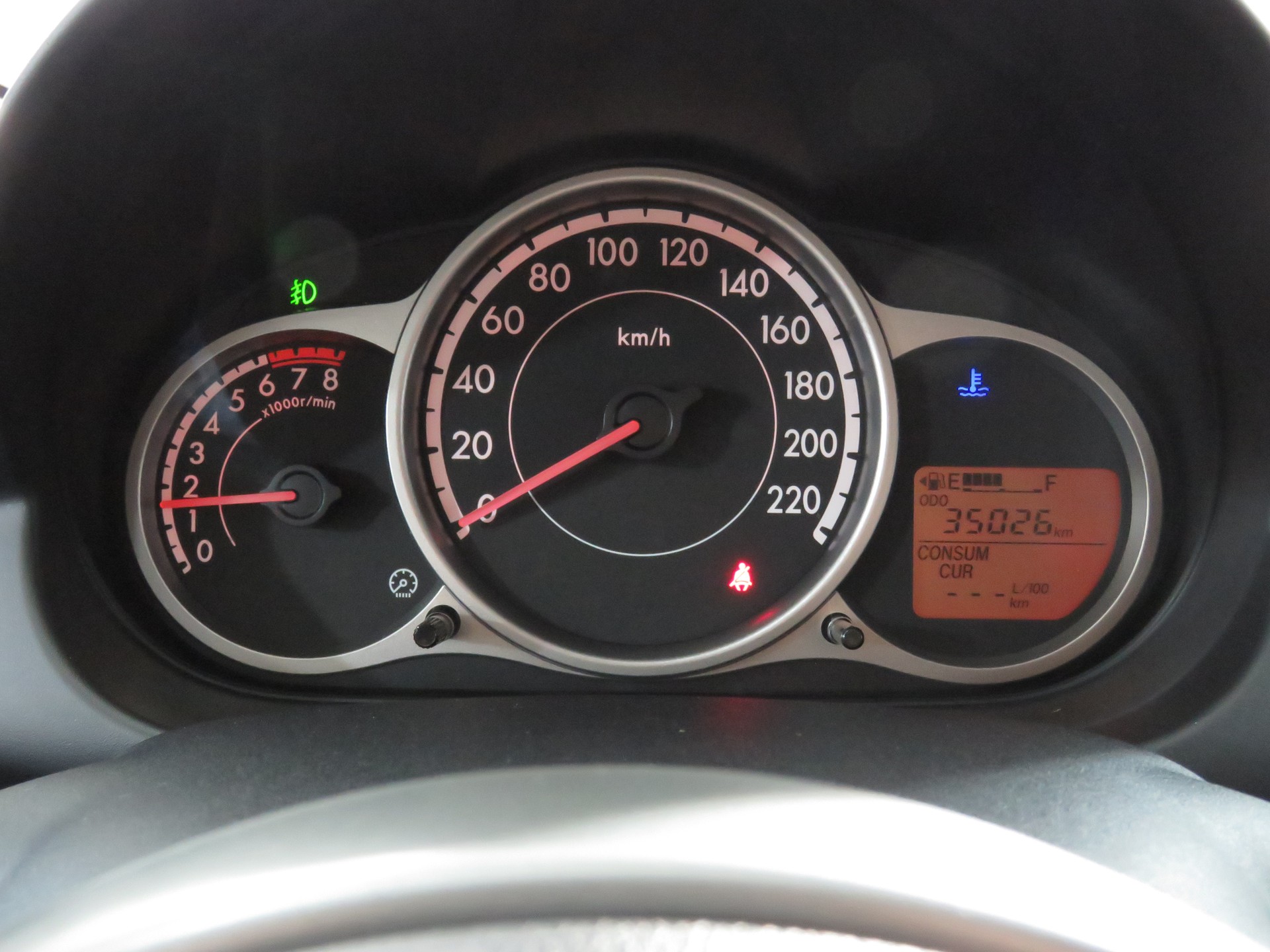 MAZDA 2 1.3i 16V Exclusive-image-15