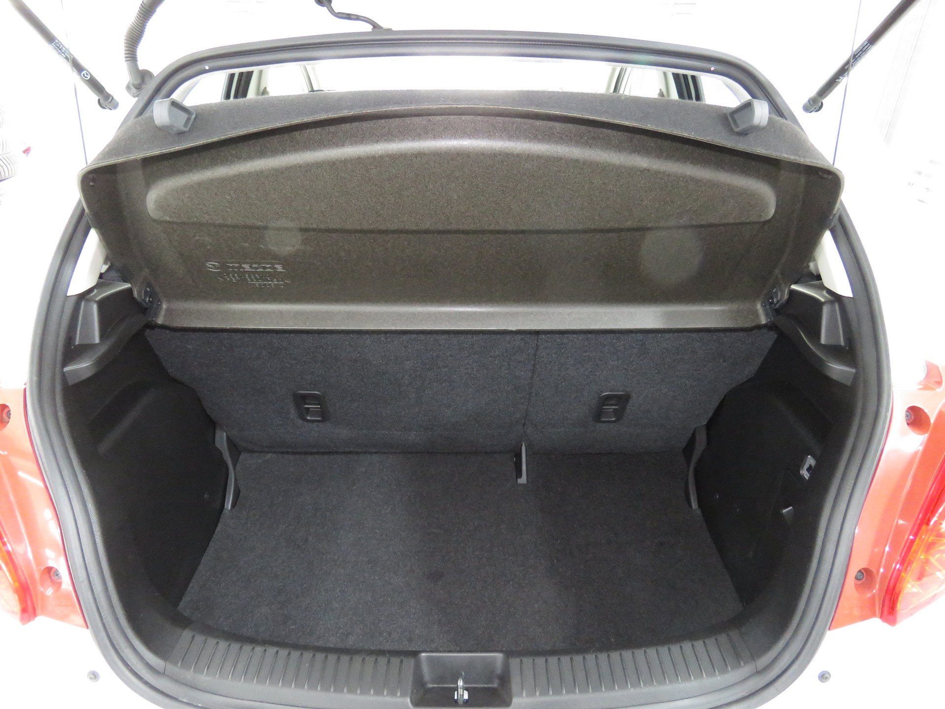 MAZDA 2 1.3i 16V Exclusive-image-9