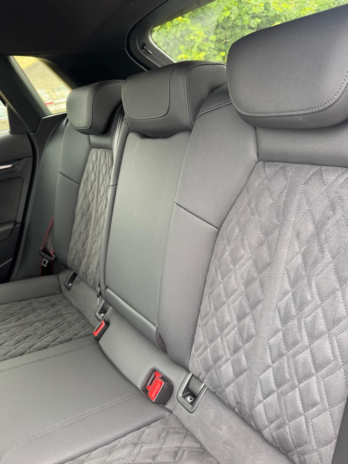 AUDI RS3 Sportback 2.5 TSI quattro S-tronic-image-3