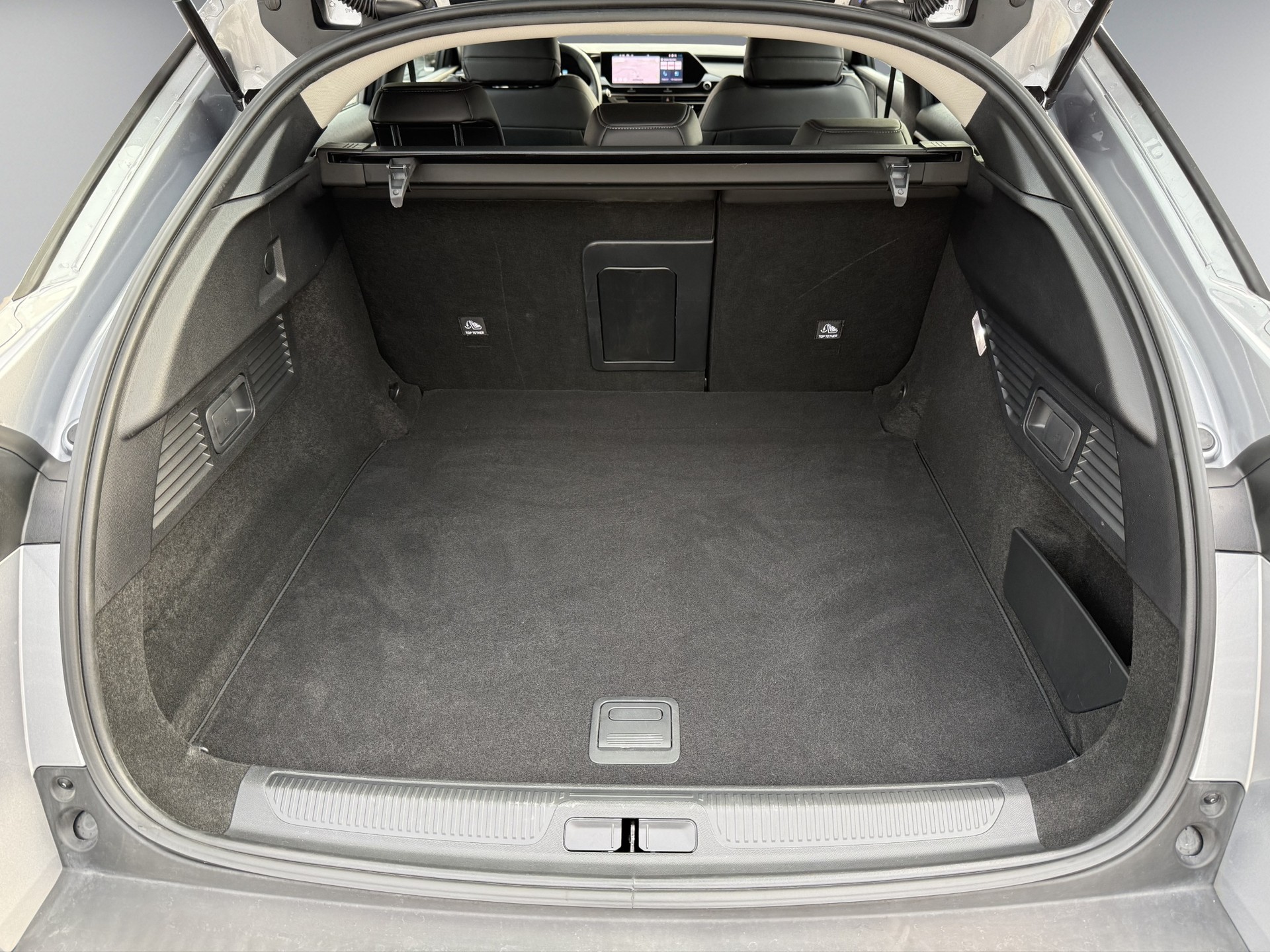 CITROEN C5 X 1.2i PureTech Swiss Edition EAT8-image-13