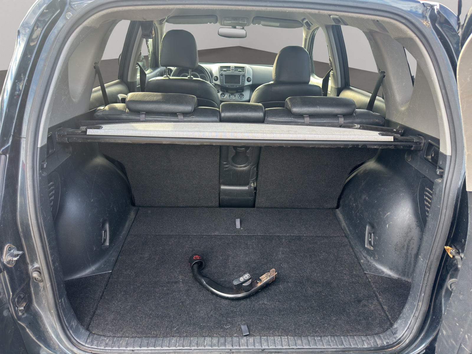 TOYOTA RAV-4 2.2D-CAT Linea Sol Premium AT-image-19