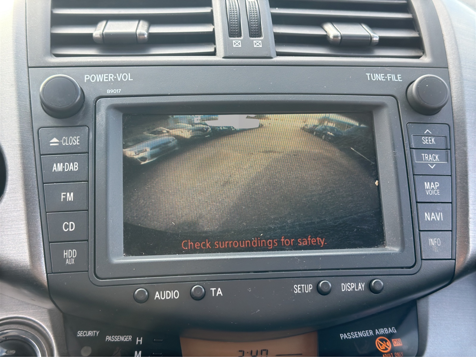TOYOTA RAV-4 2.2D-CAT Linea Sol Premium AT-image-15