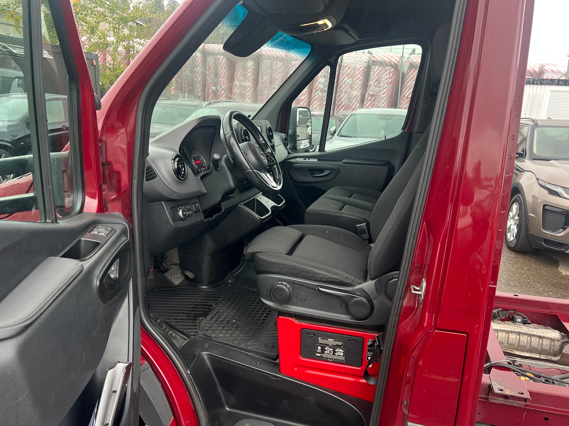 MERCEDES-BENZ Sprinter 319 CDI Standard 7G-TRONIC-image-3