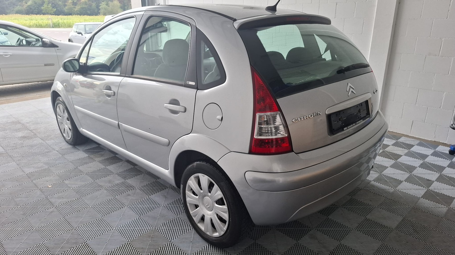 CITROEN C3 1.4i Exclusive-image-5