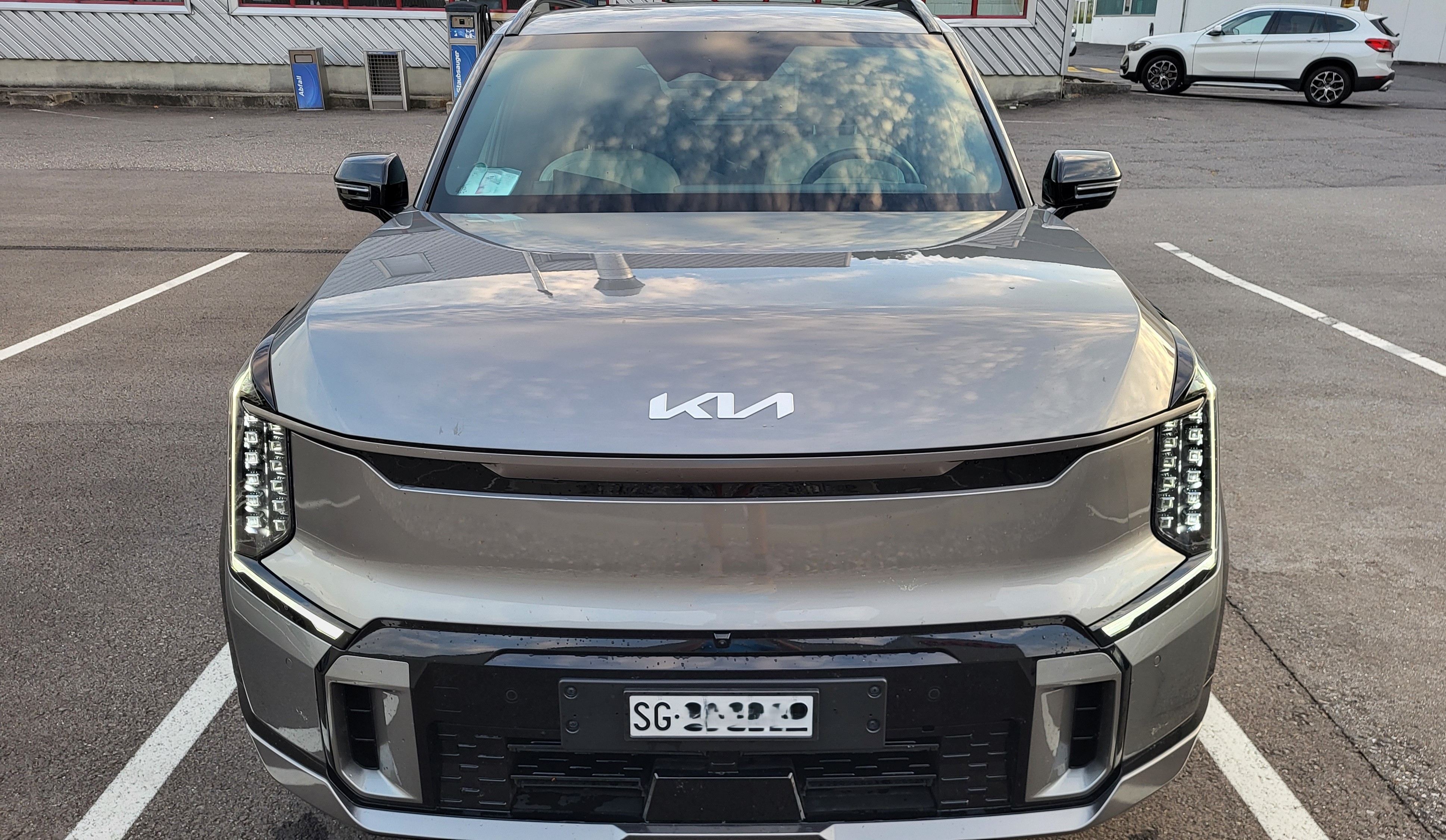 Car photo