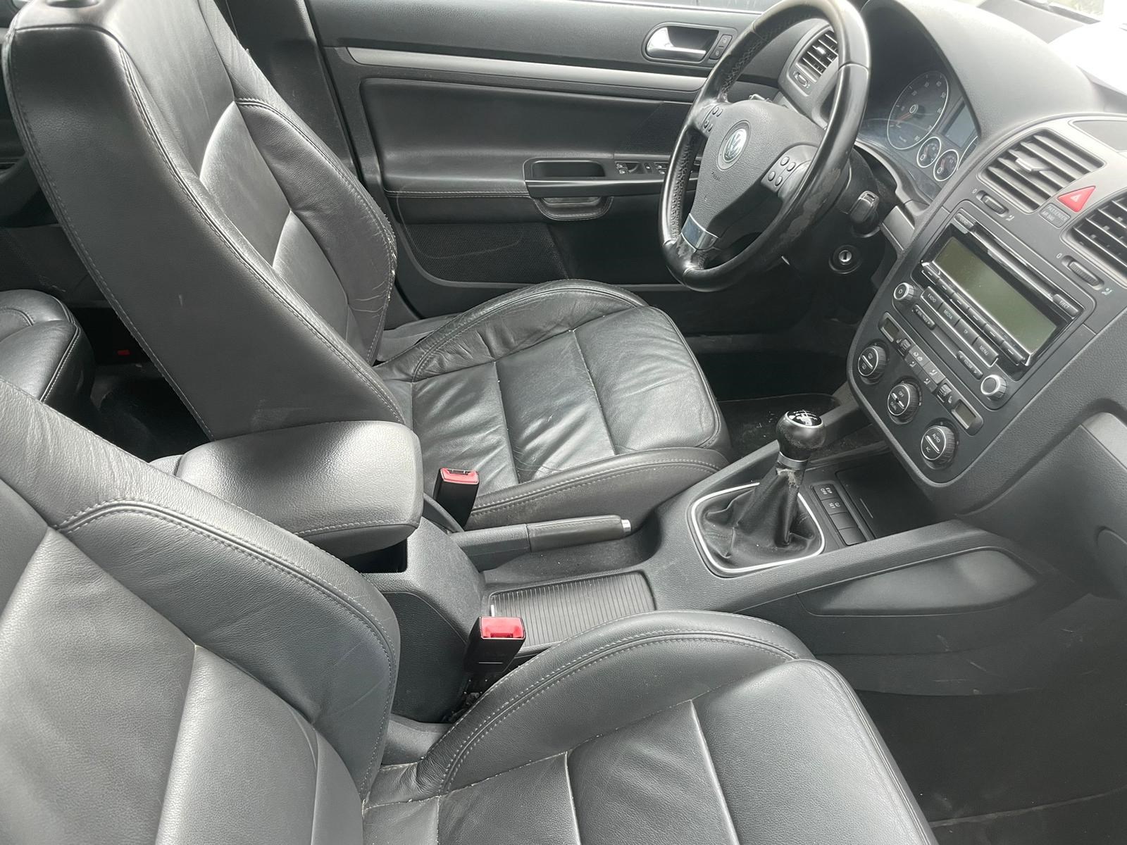 VW Golf Variant 1.4 TSI Comfortline-image-4