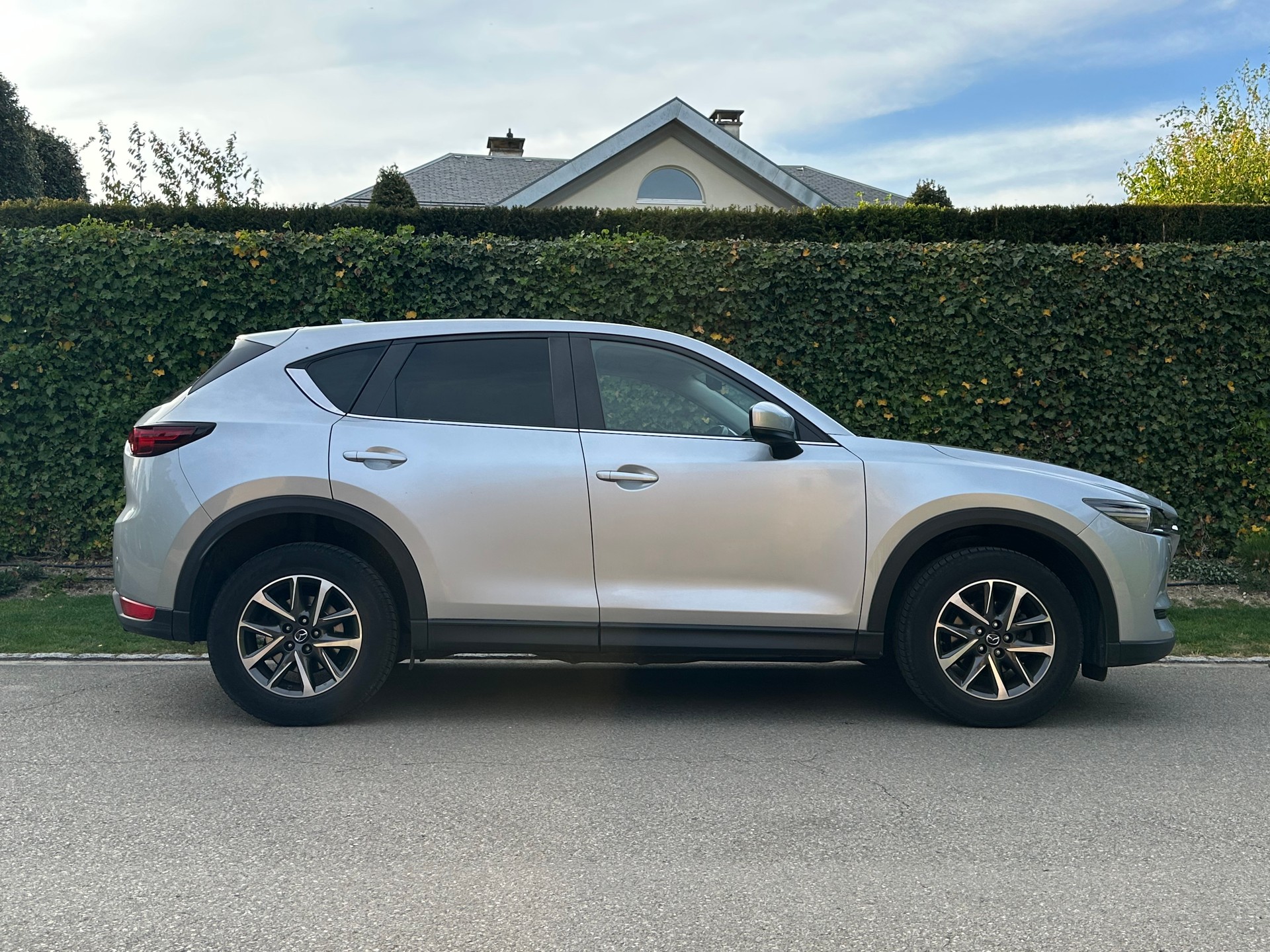 MAZDA CX-5 SKYACTIV-G 160 Ambition AWD Facelift - *** Entretien irréprochable ***-image-2