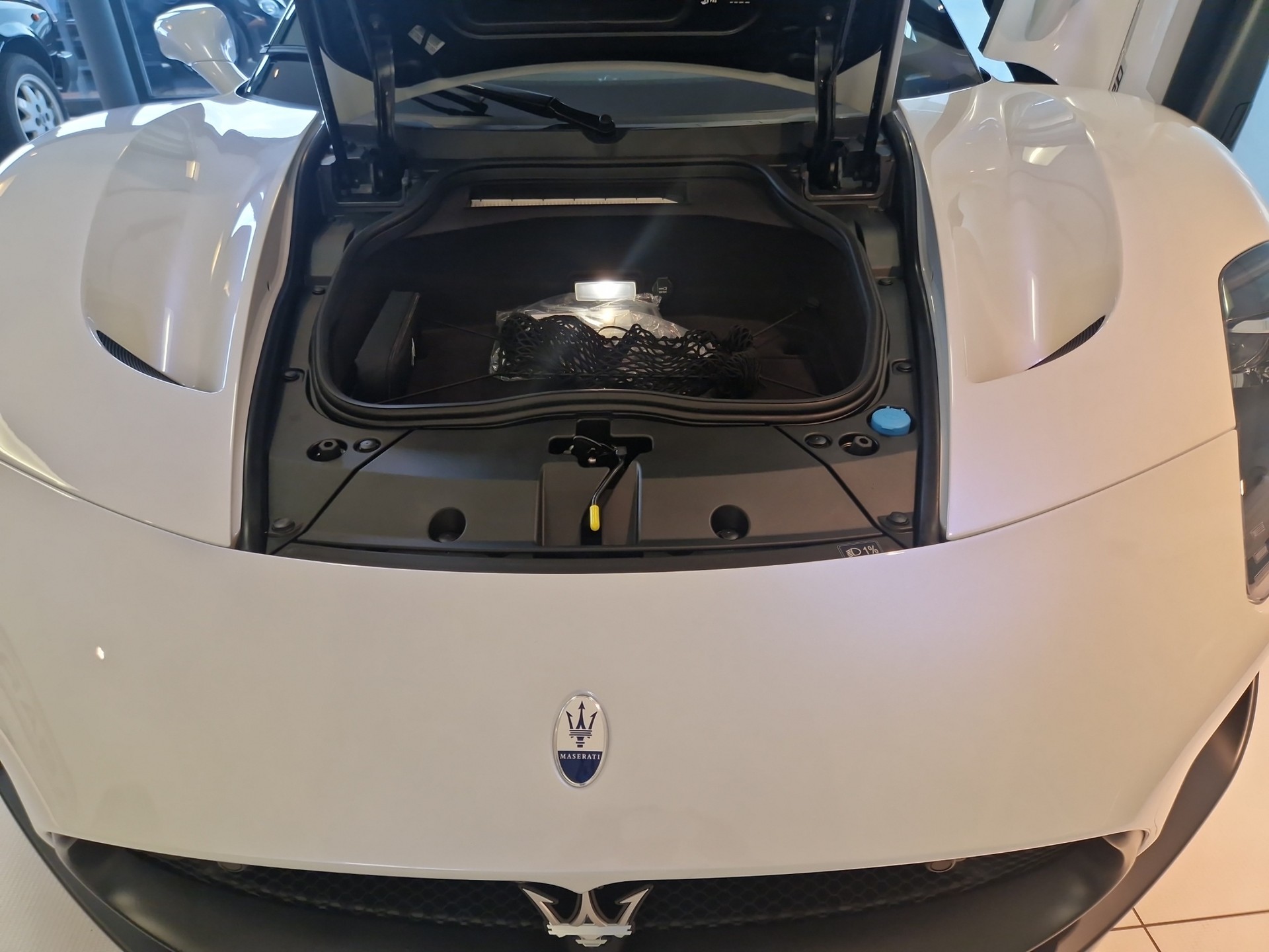 MASERATI MC 20 Cielo-image-15
