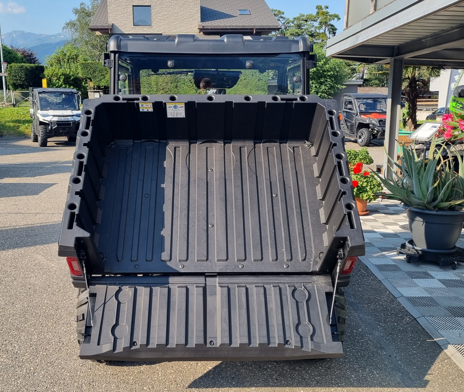 POLARIS XP NORDIC 570 4X4-showroom-element-2