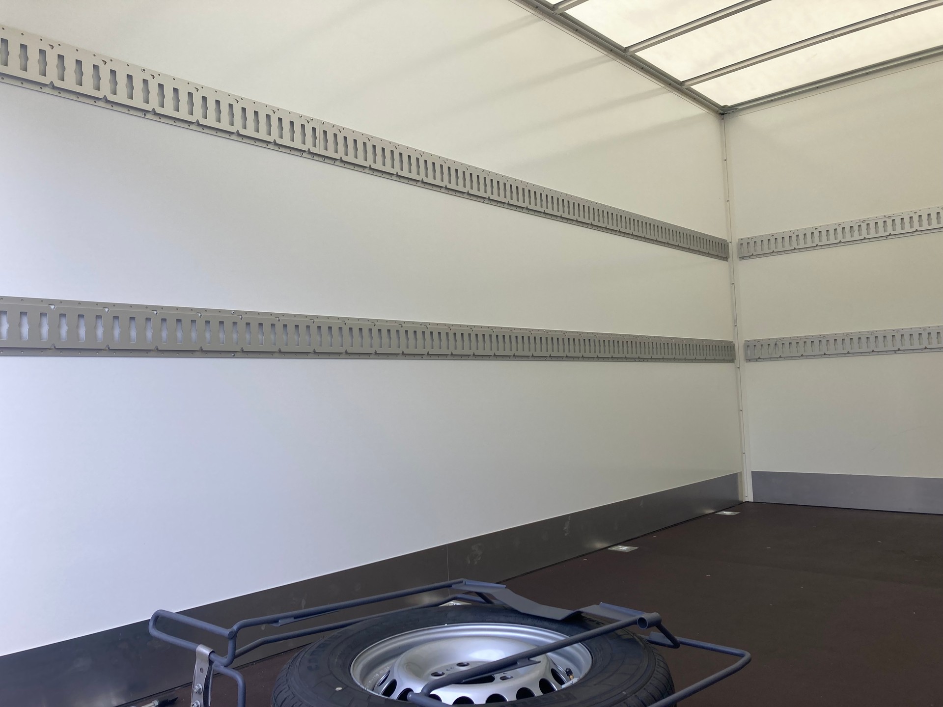 MERCEDES-BENZ Sprinter 317 CDI Lang-image-13
