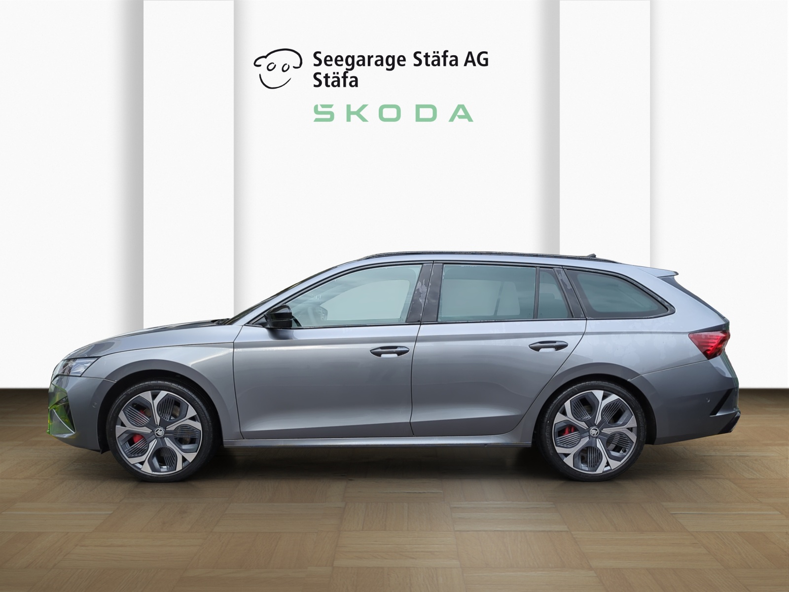 SKODA Octavia Combi 2.0 TSI DSG RS-image-1