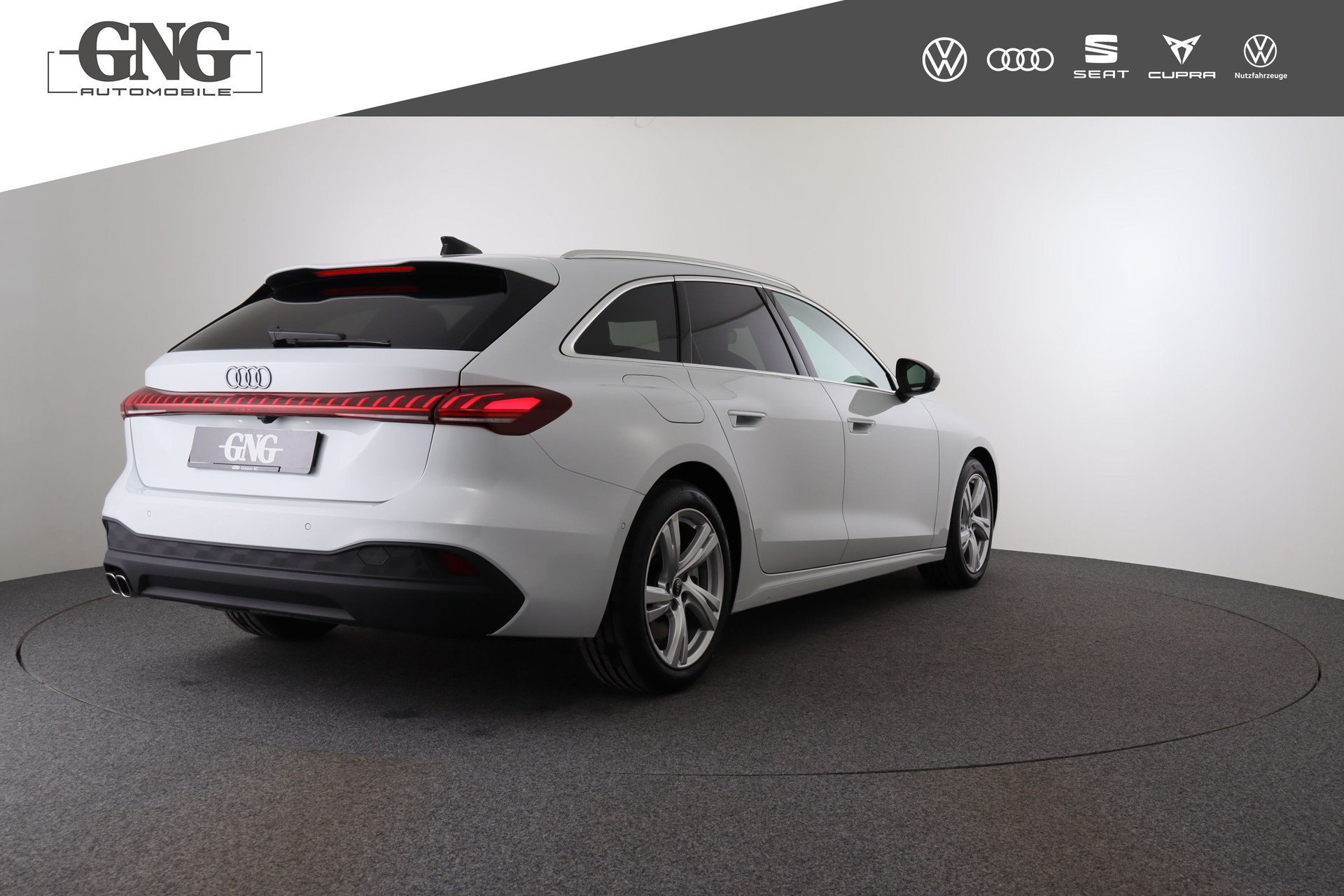 AUDI A5 Avant TDI 150 kW Attraction S tronic-image-4