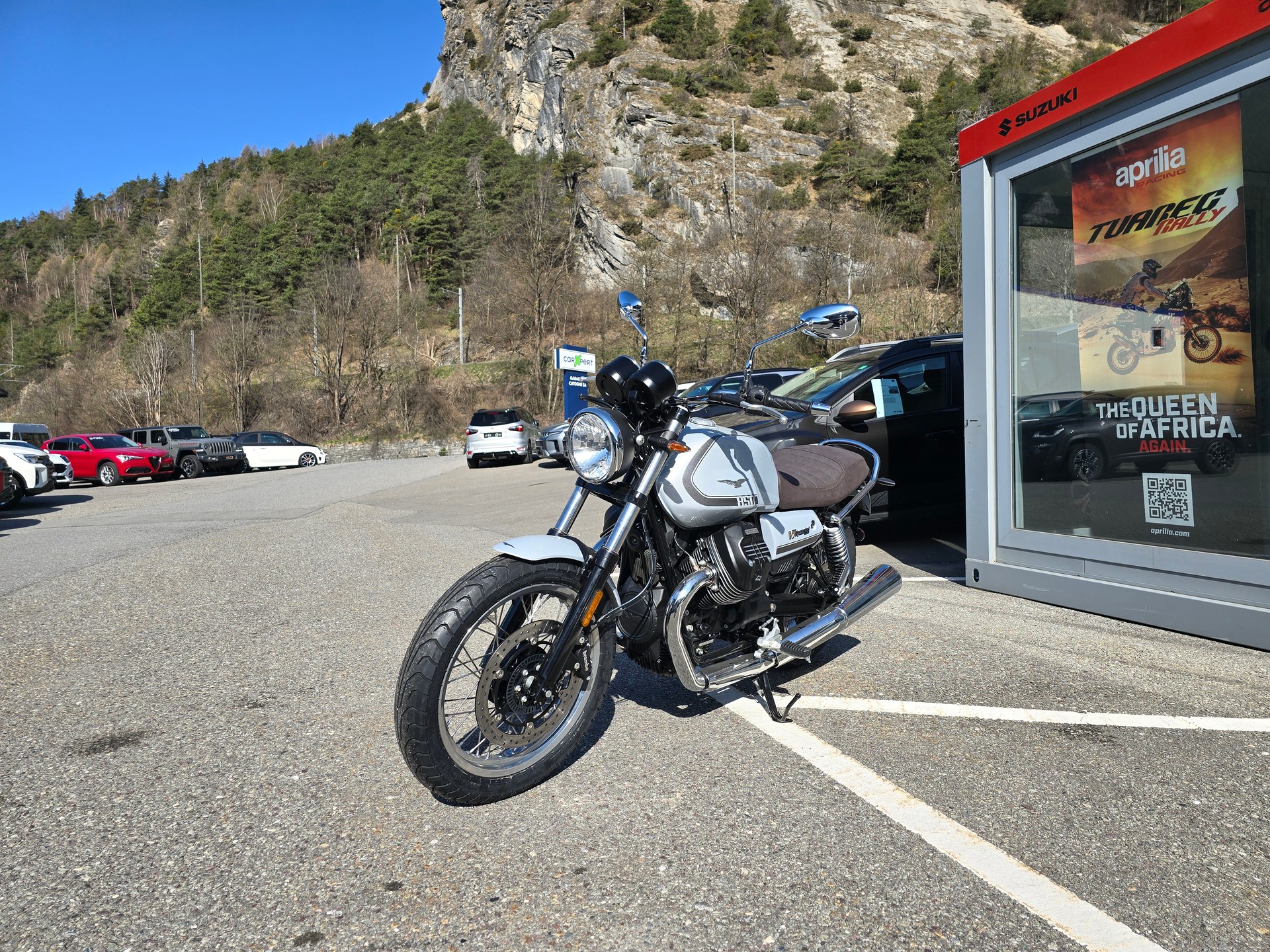 MOTO GUZZI V7 IV 850 Special-image-8