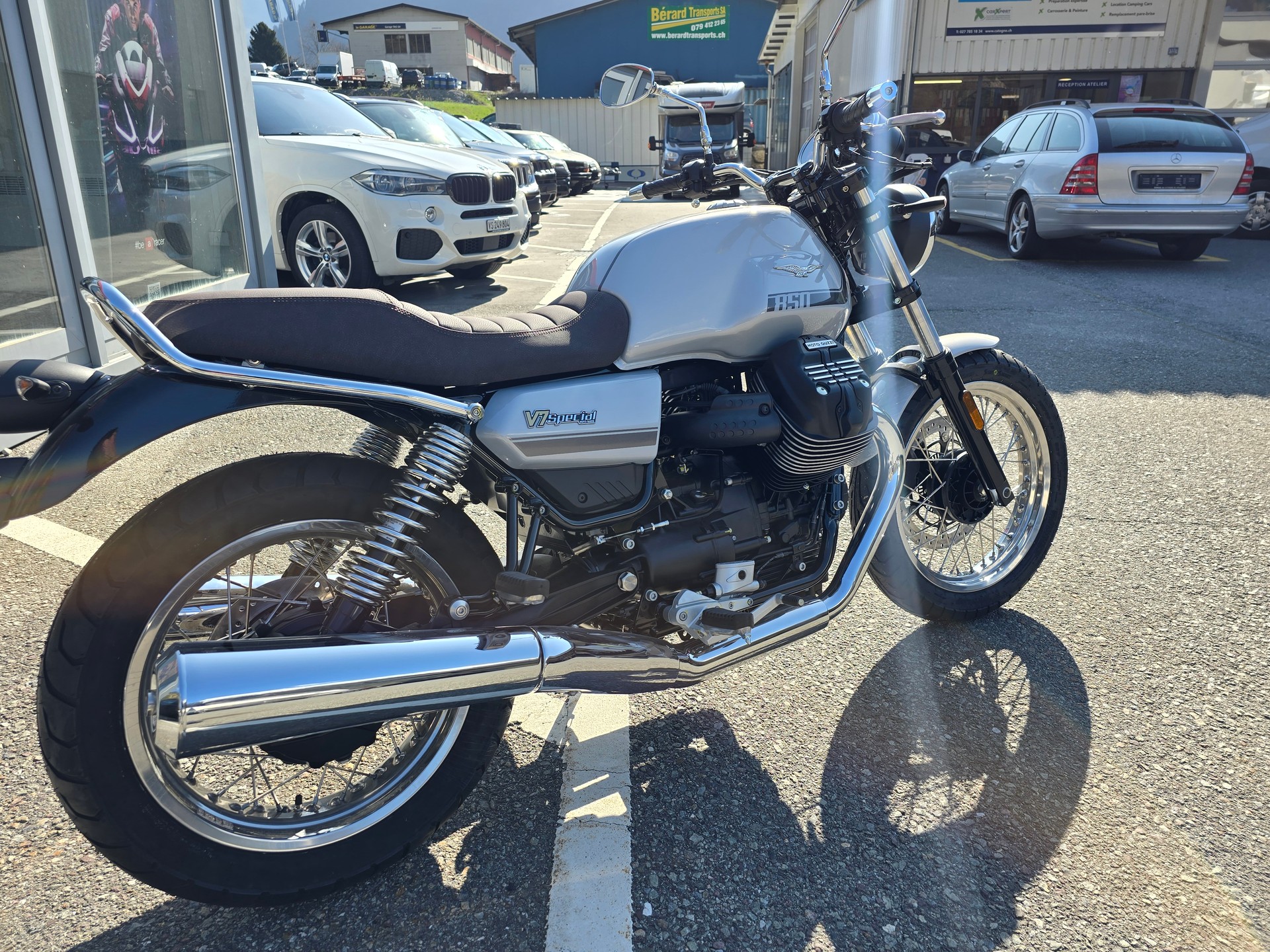 MOTO GUZZI V7 IV 850 Special-image-4