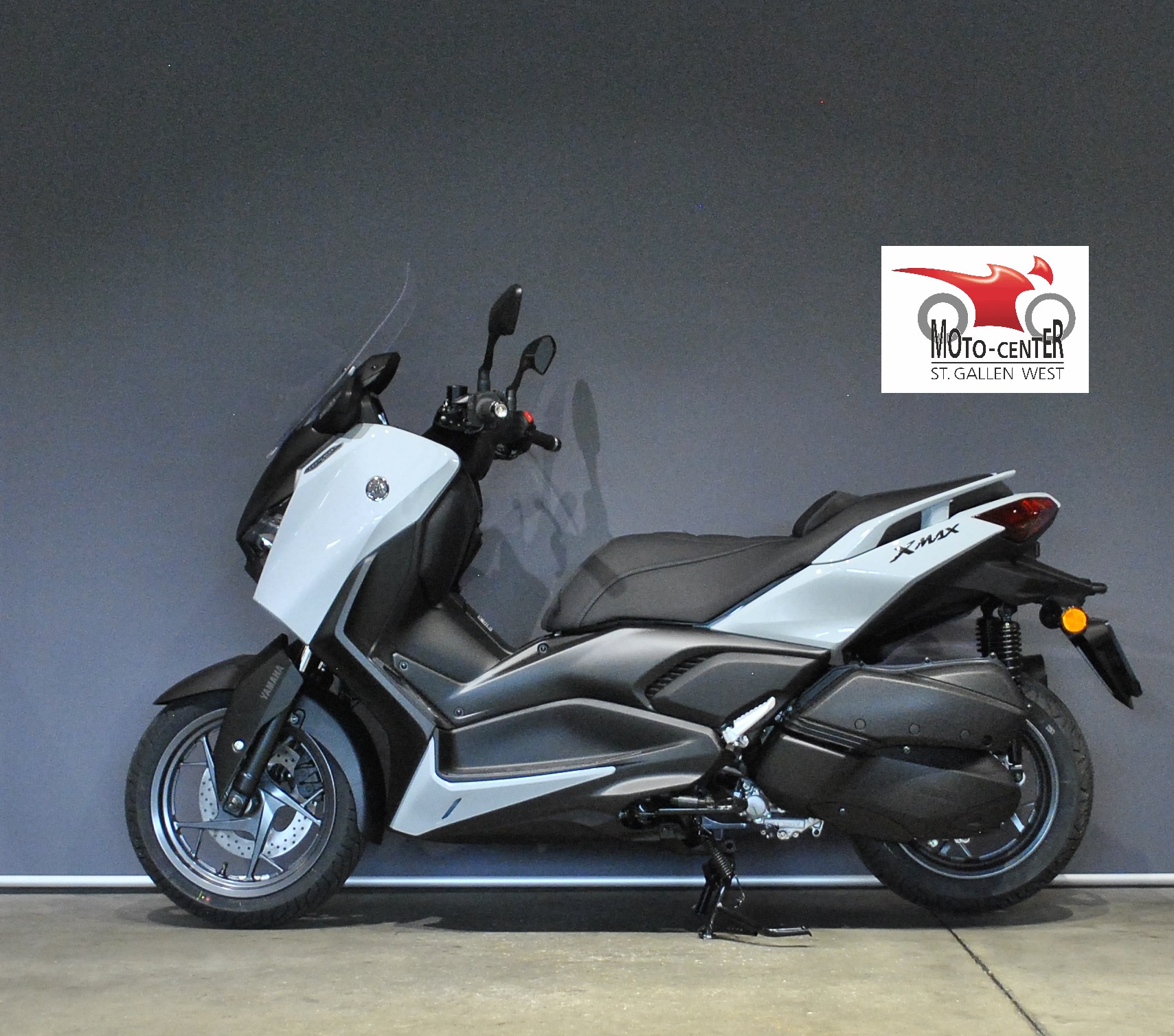 YAMAHA X-Max 300 Tech Max +-showroom-element-2