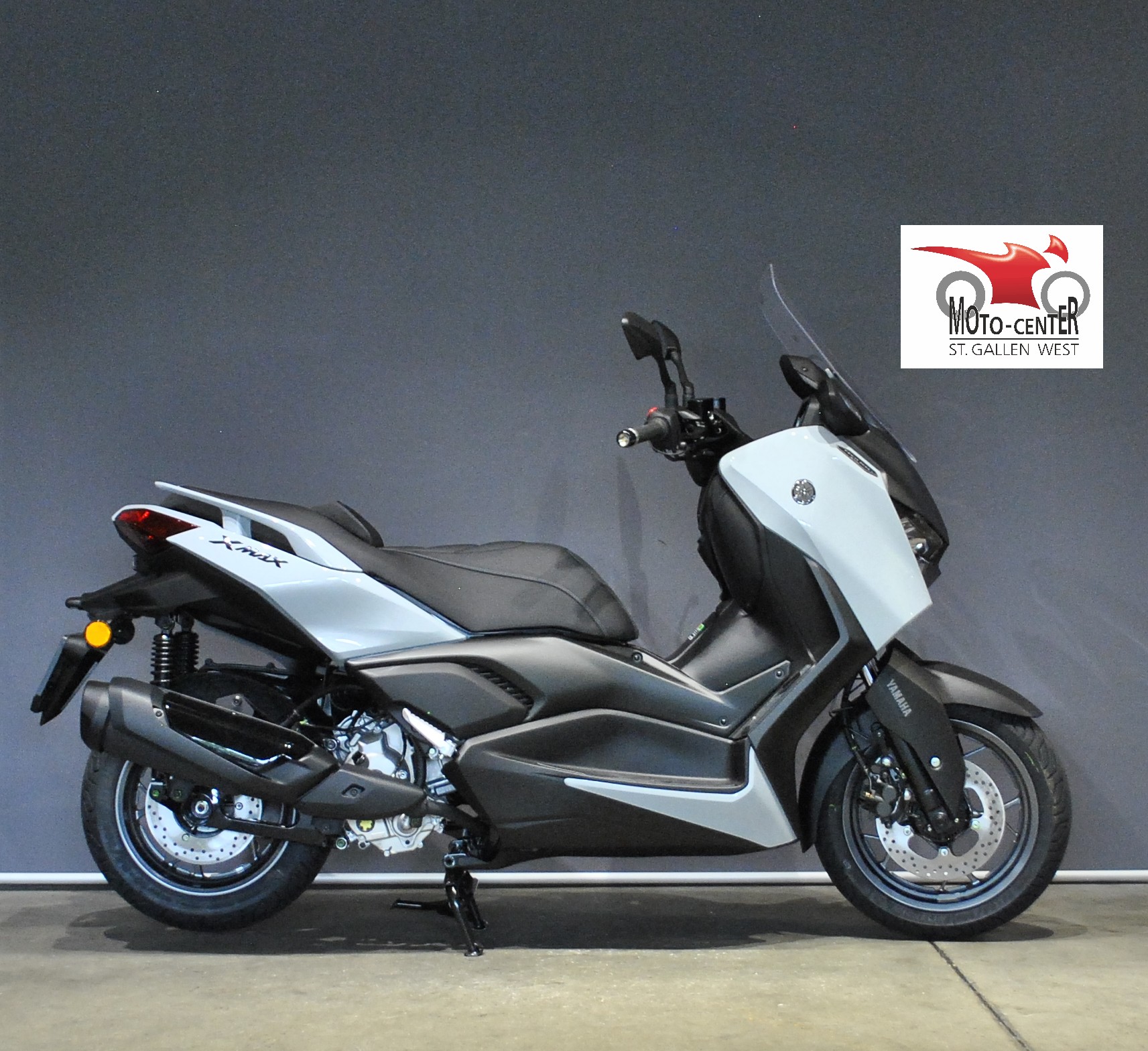 YAMAHA X-Max 300 Tech Max +-showroom-element-1
