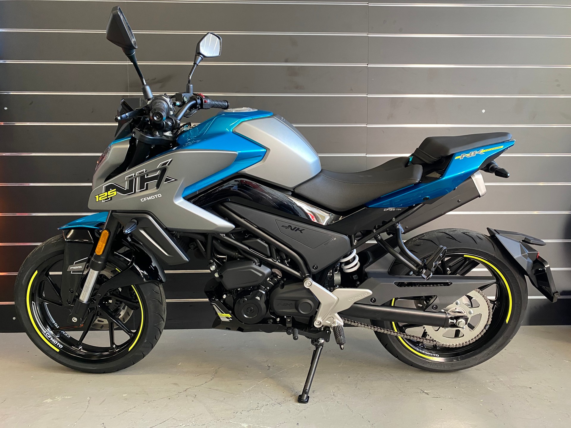 CF MOTO 125NK-showroom-element-1