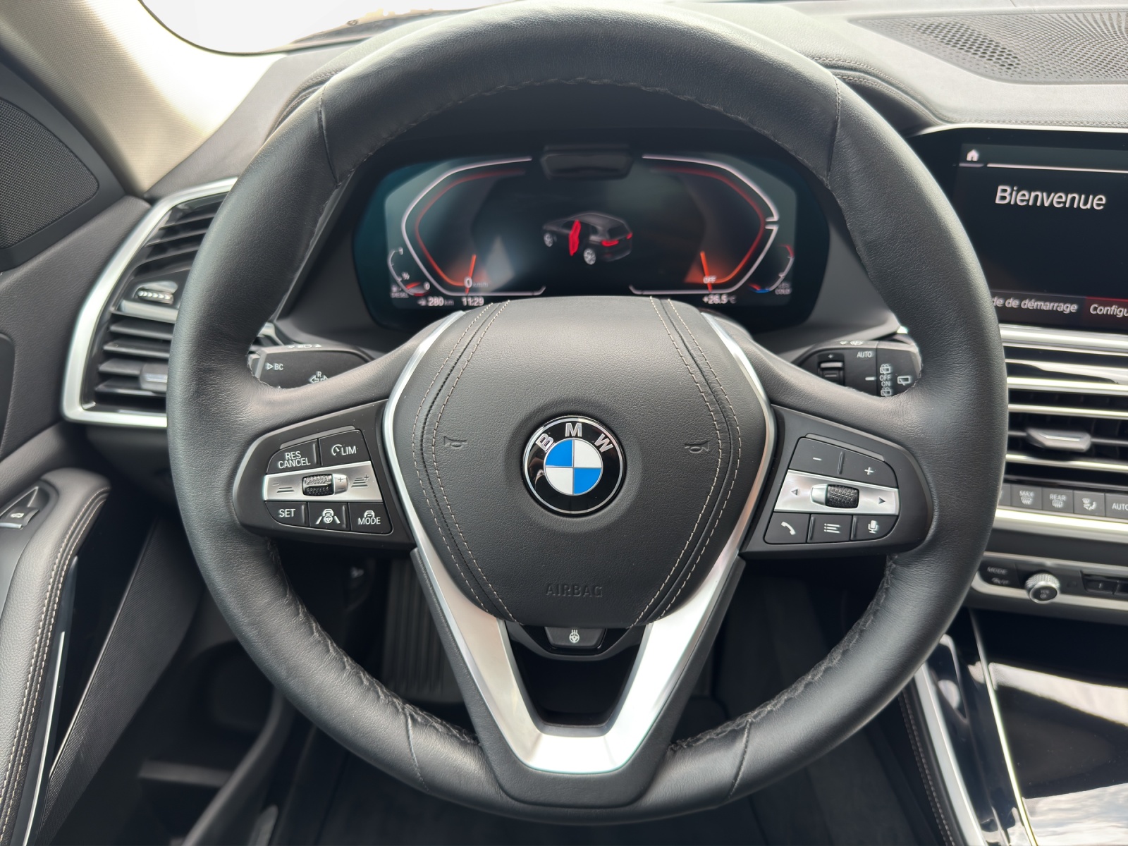 BMW X5 xDrive 25d xLine-image-11