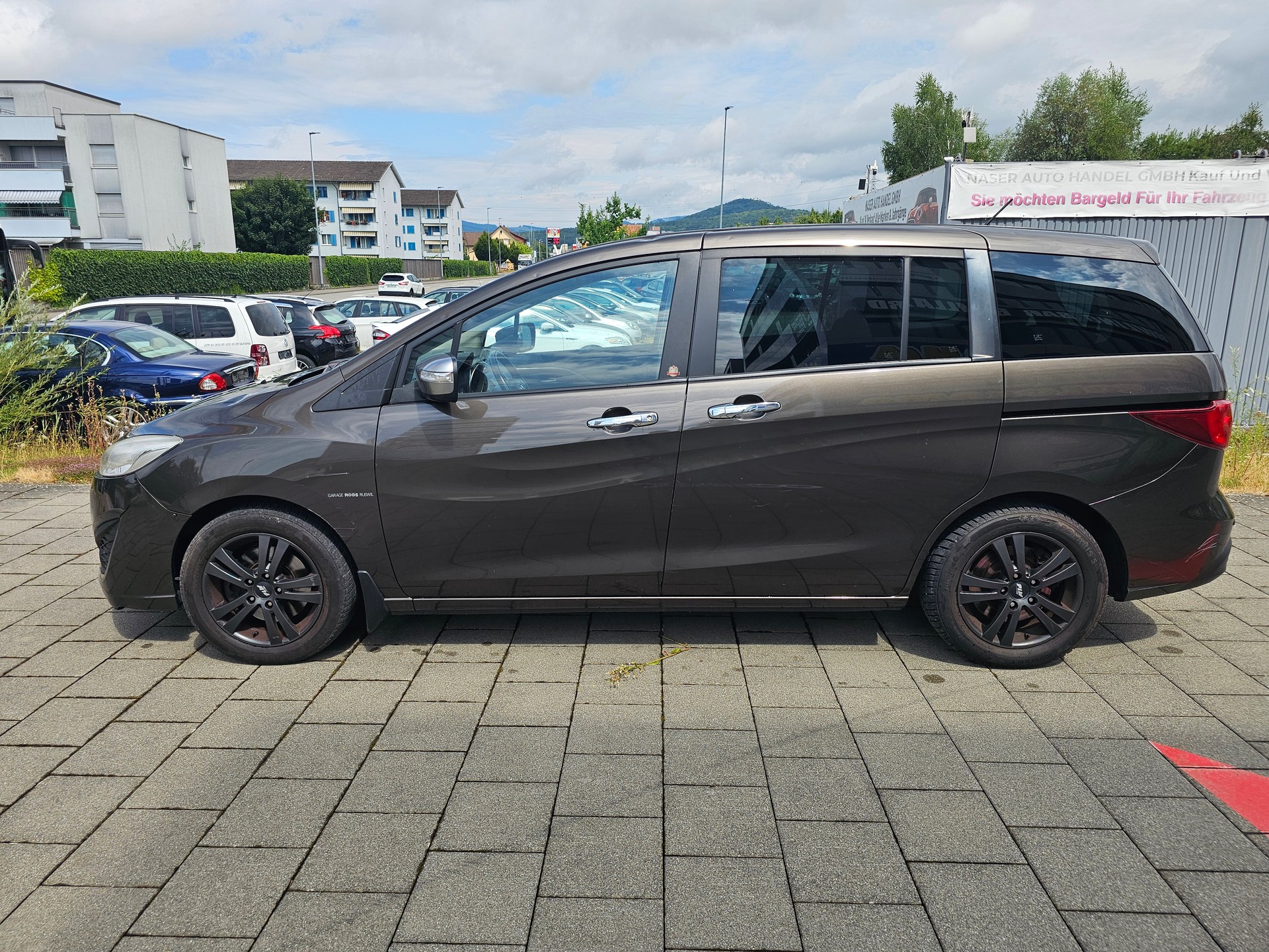 MAZDA 5 2.0 16V Voila ma Suisse Edition+ Activematic-image-5