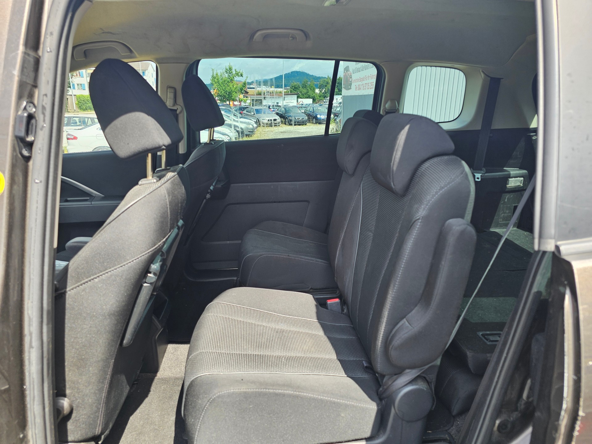MAZDA 5 2.0 16V Voila ma Suisse Edition+ Activematic-image-8