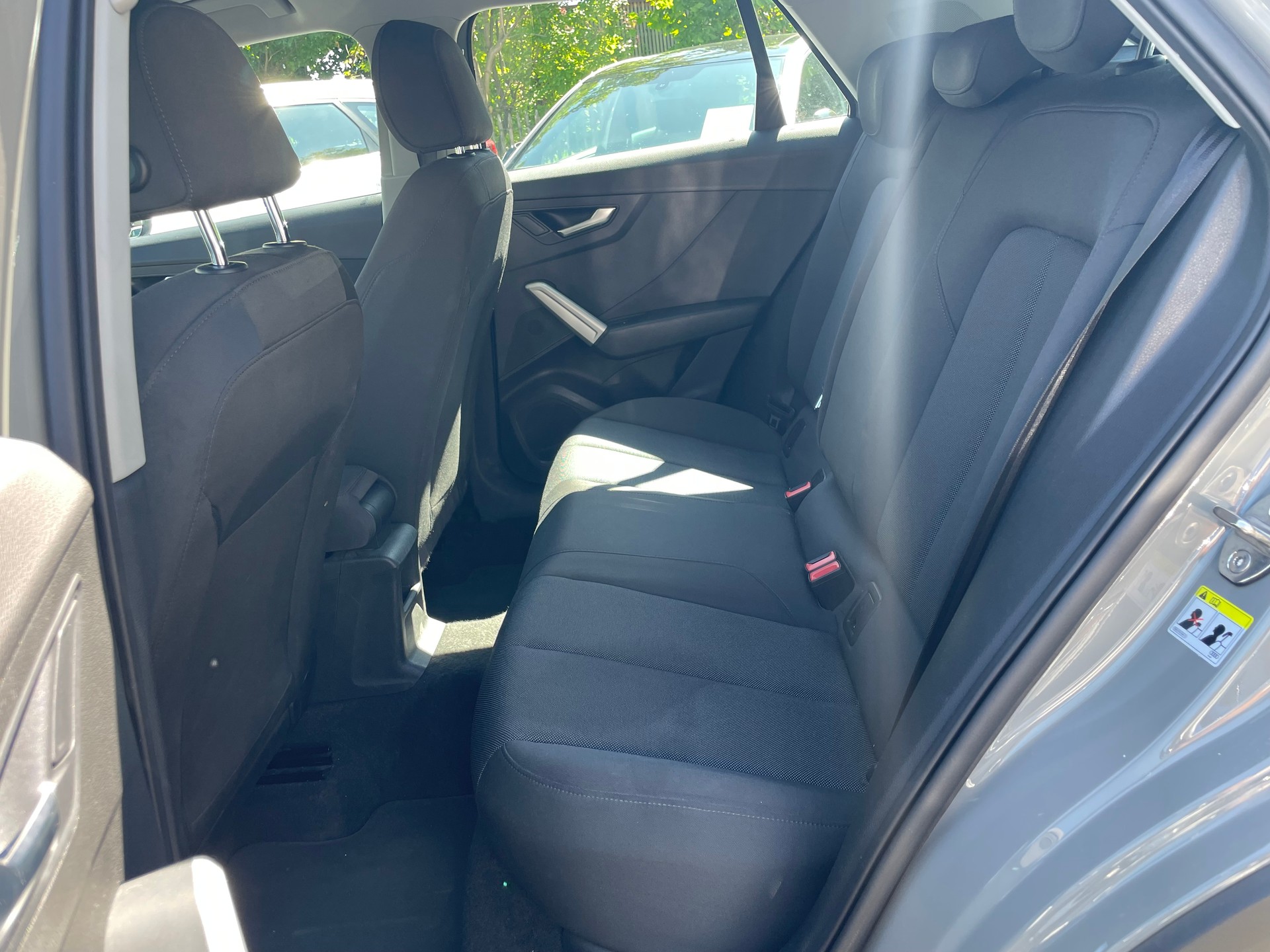 AUDI Q2 1.6 TDI-image-10
