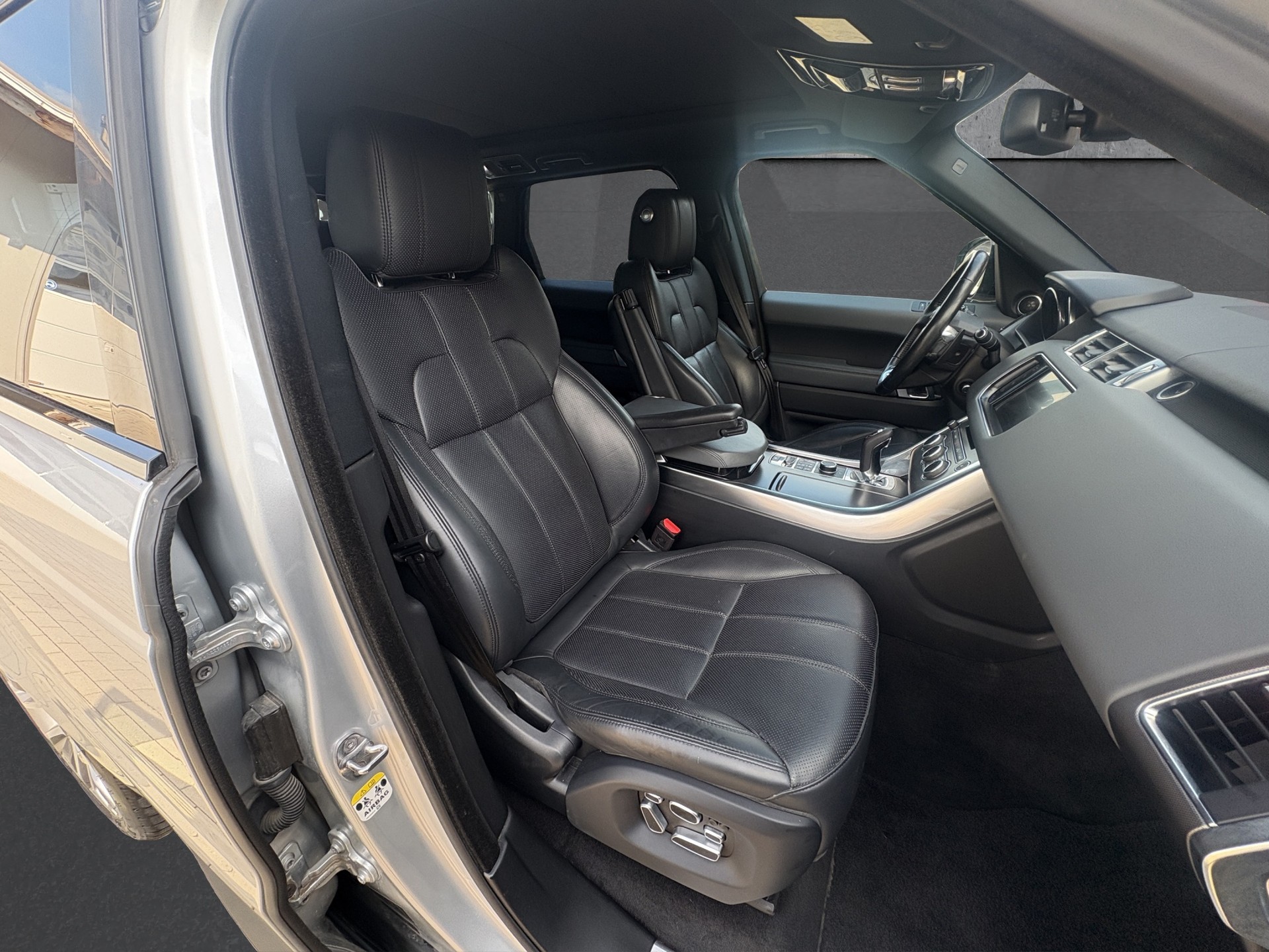 LAND ROVER Range c-image-10