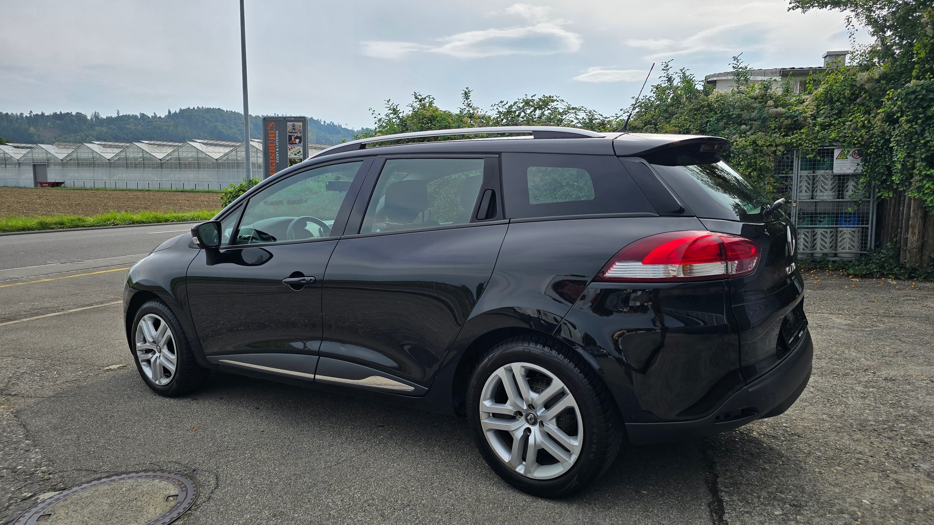 RENAULT Clio Grandtour 1.2 16V Life-image-4