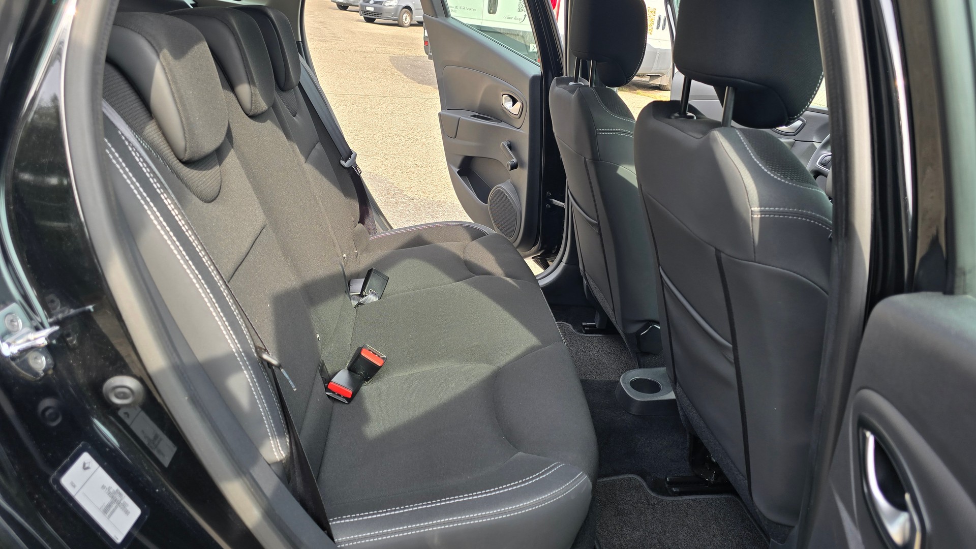 RENAULT Clio Grandtour 1.2 16V Life-image-13