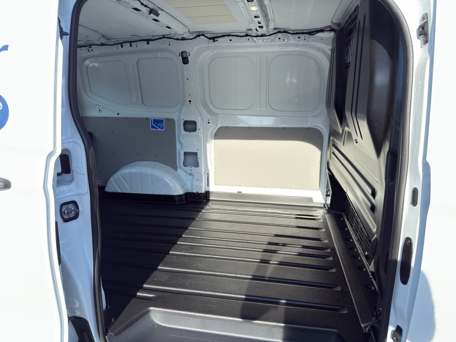 VW e-Transporter 70 kWh-image-11