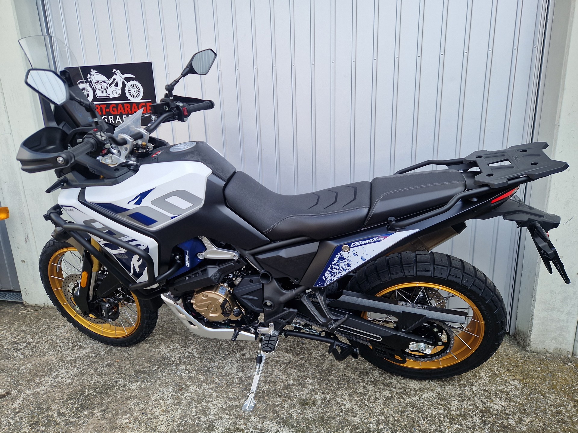 VOGE 800 Rally-showroom-element-3