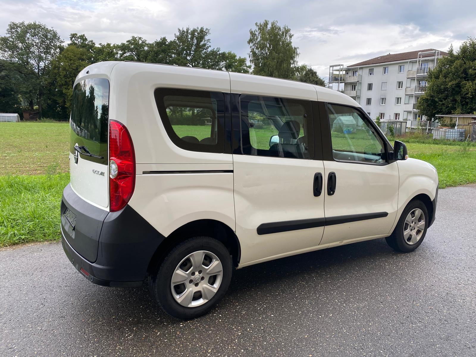 OPEL Combo 1.6 CDTI ecoFLEX Easytronic 2.2 L1H1-image-5