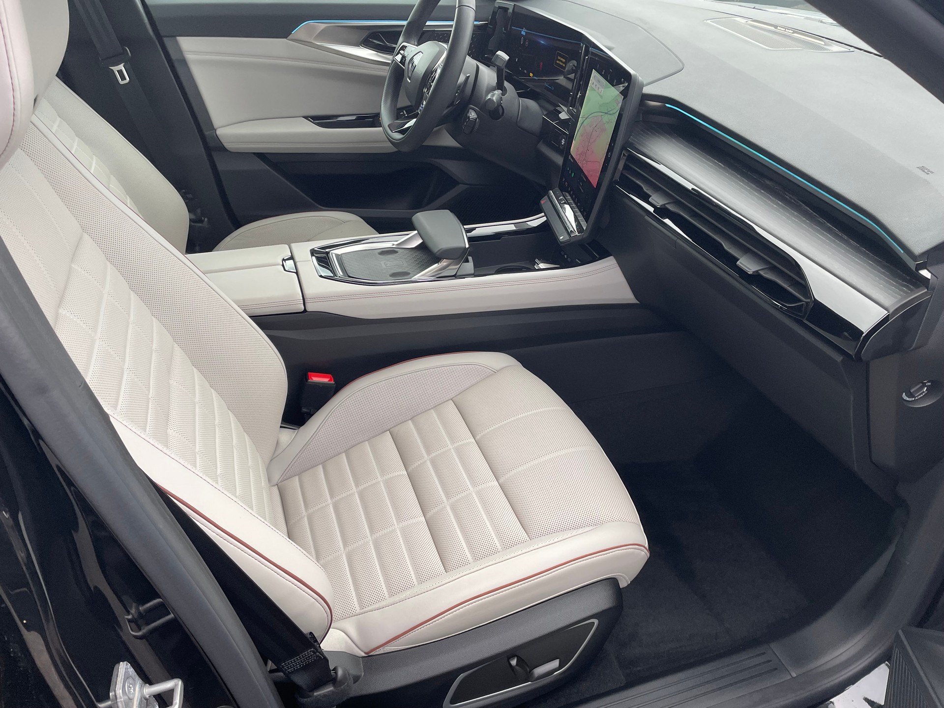 RENAULT Espace 1.2 E-Tech 200 Iconic-image-9