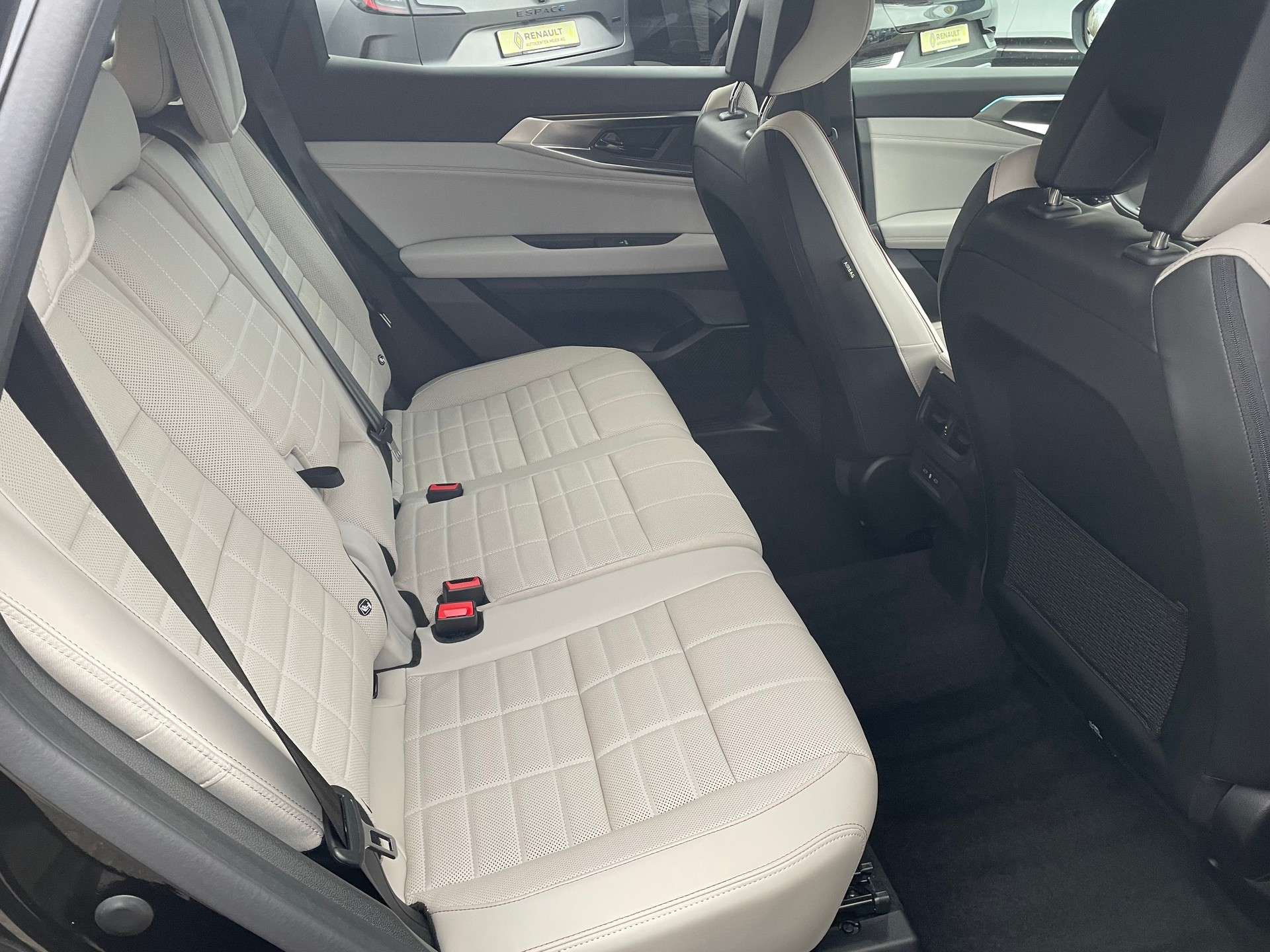 RENAULT Espace 1.2 E-Tech 200 Iconic-image-11