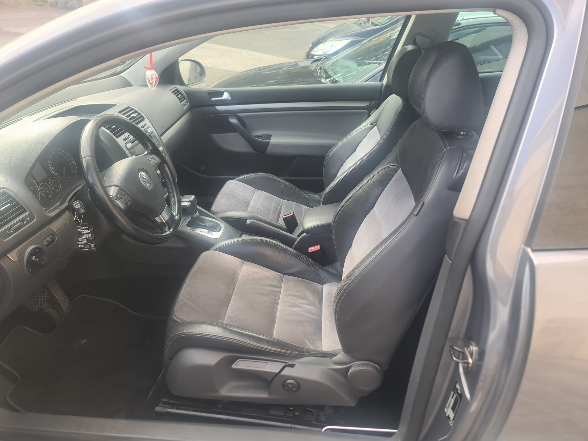 VW Golf 1.4 TSI GT Sport DSG-image-5