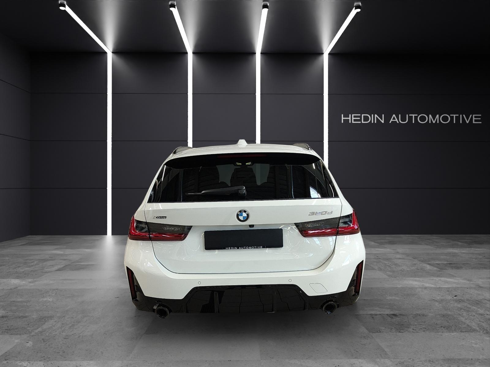 BMW 320d xDrive SAG Touring-image-11