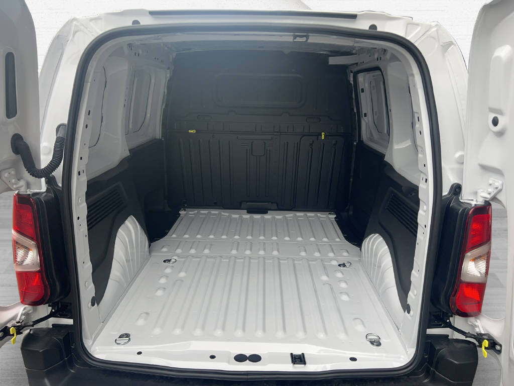 FIAT E-Doblo Kaw. L1 50 kWh Easy Pro-image-10
