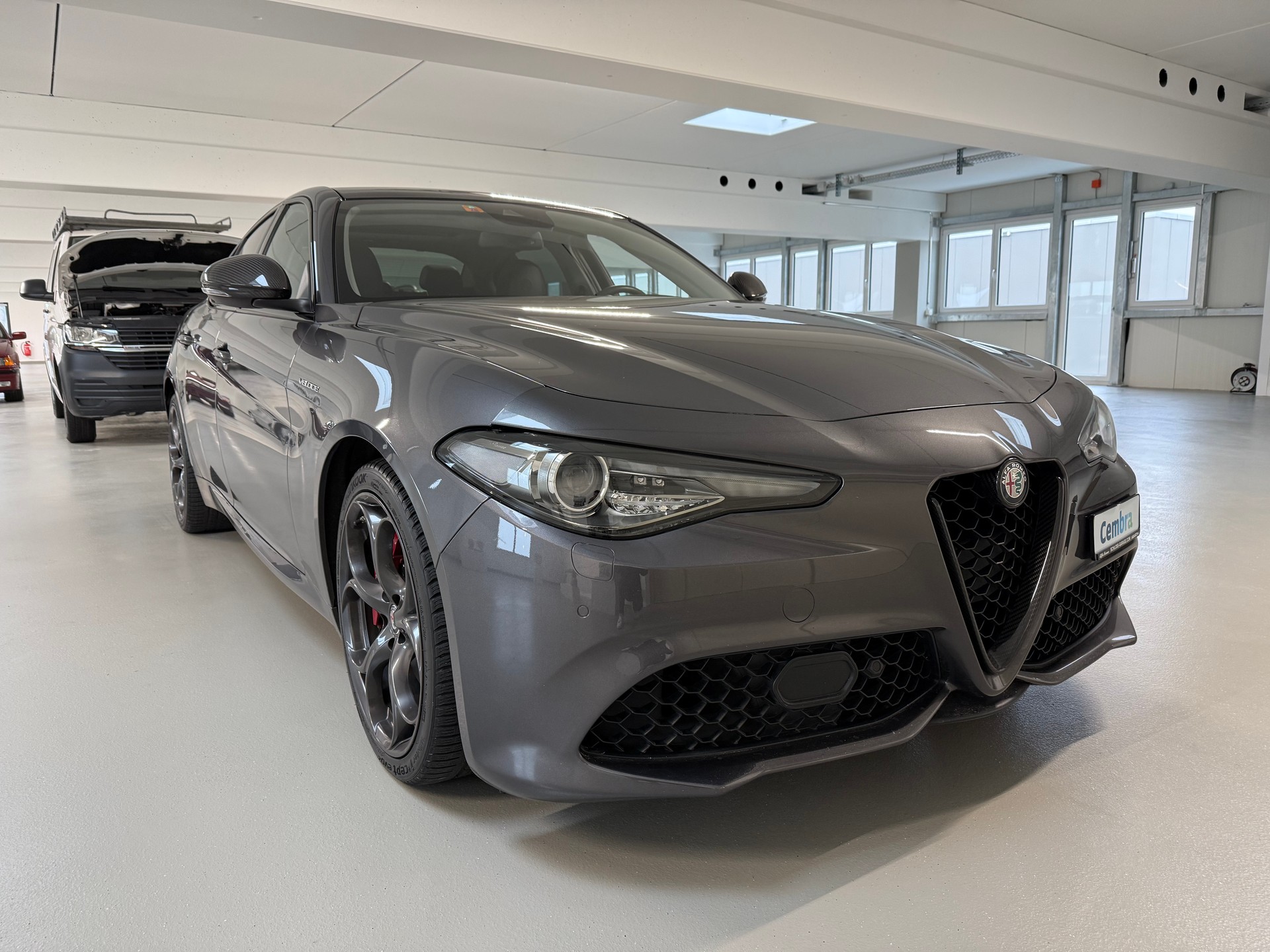 ALFA ROMEO Giulia 2.2 JTDM Veloce Q4 Automatic-image-4