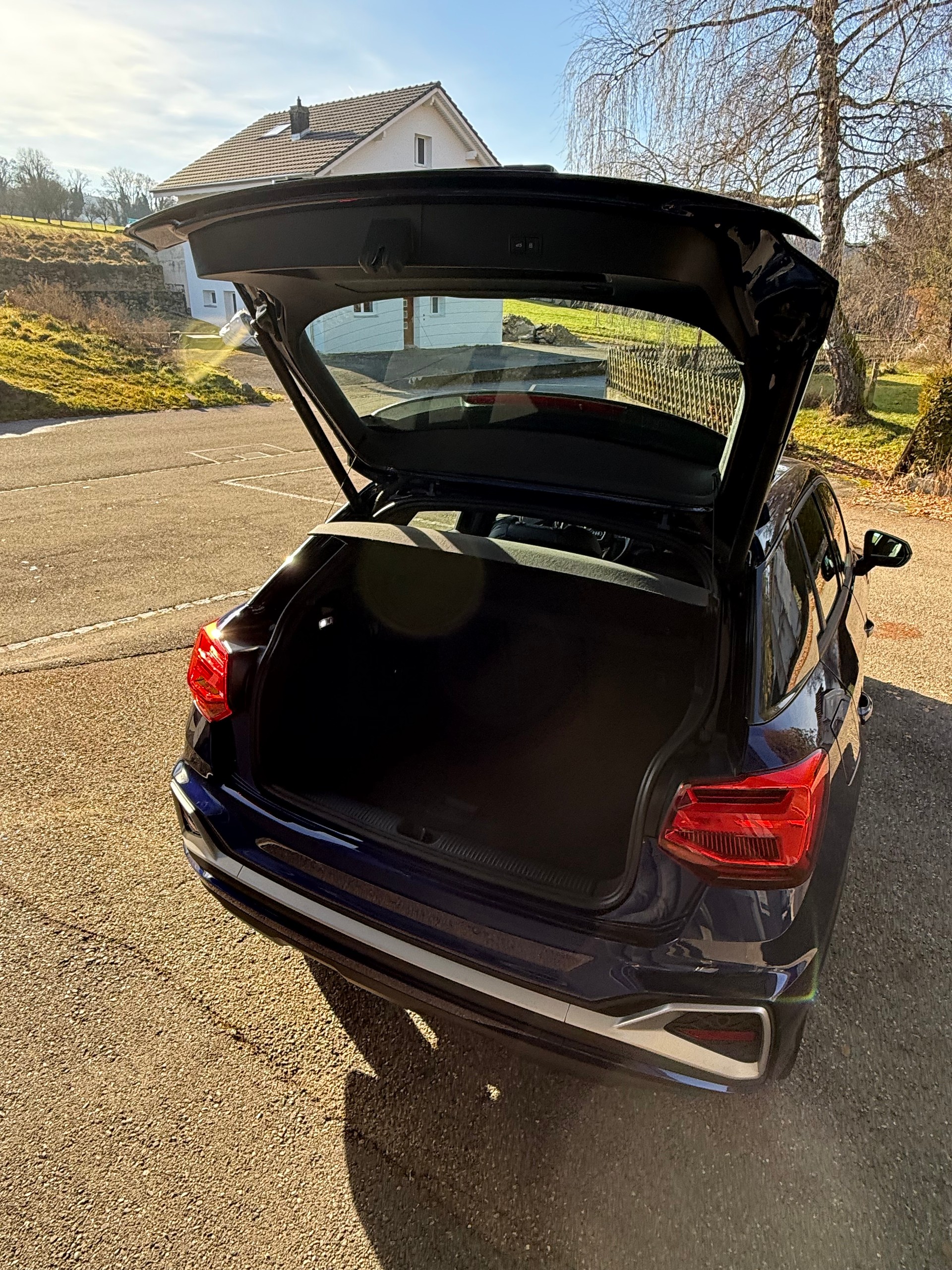 AUDI Q2 40 TFSI S line Attraction quattro S-tronic / VENDUE VERKAUFT-image-8