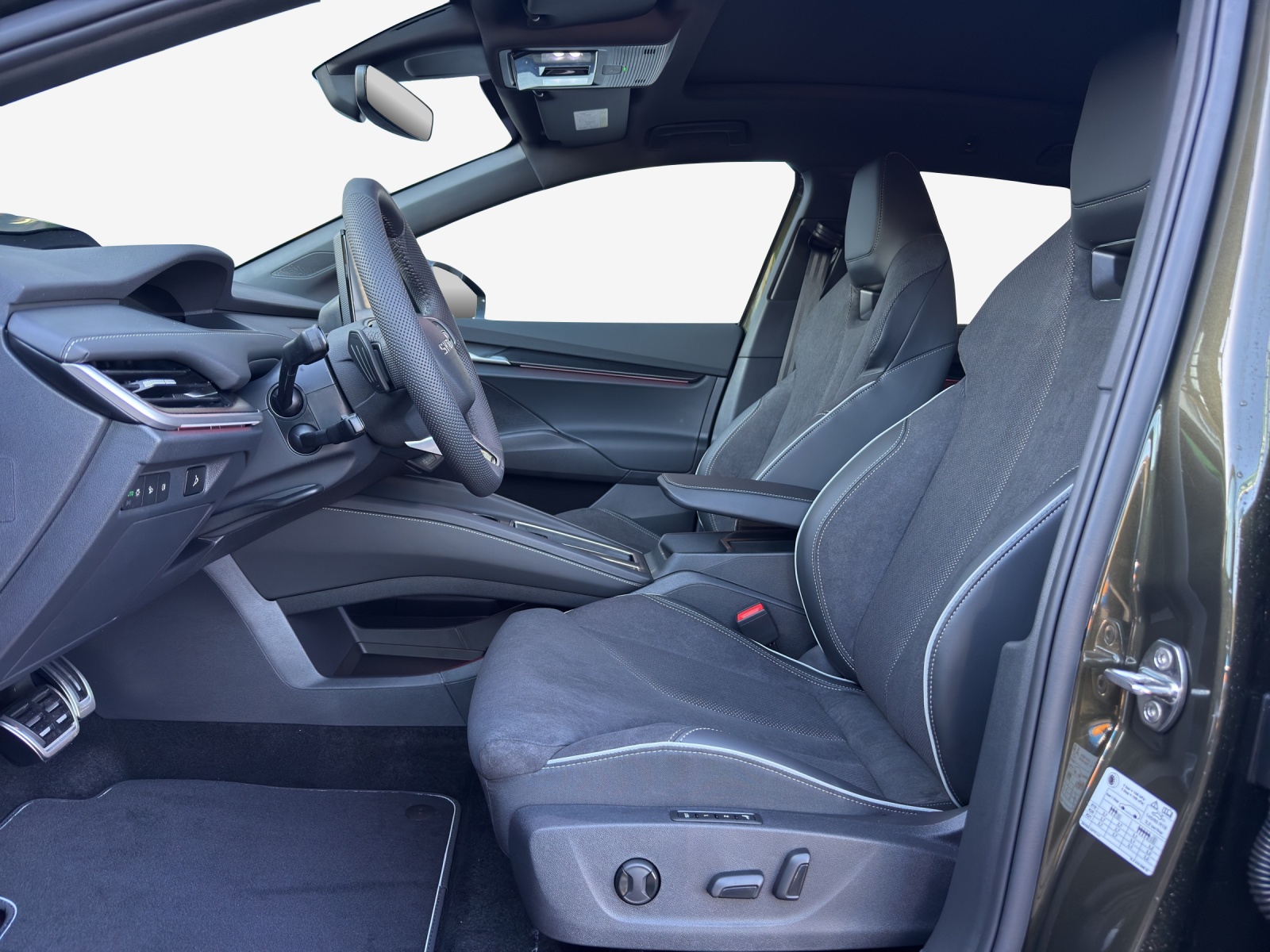 SKODA Enyaq 85x Sportline 4x4-image-7